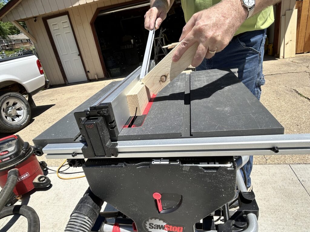 Cutting a beveled recess on a handle for the Jenga case